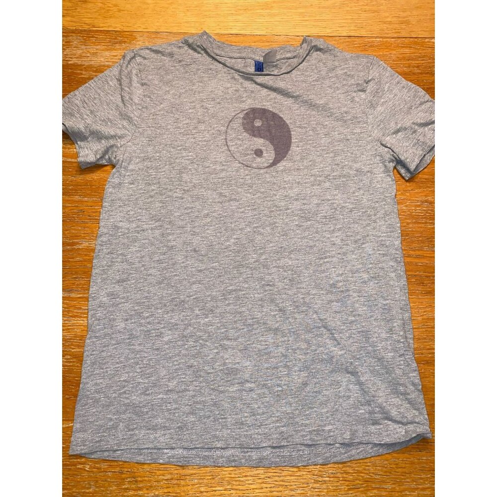 Gray Yin Yang Graphic T-Shirt Mens Crew Neck Short Sleeve Cotton Blend